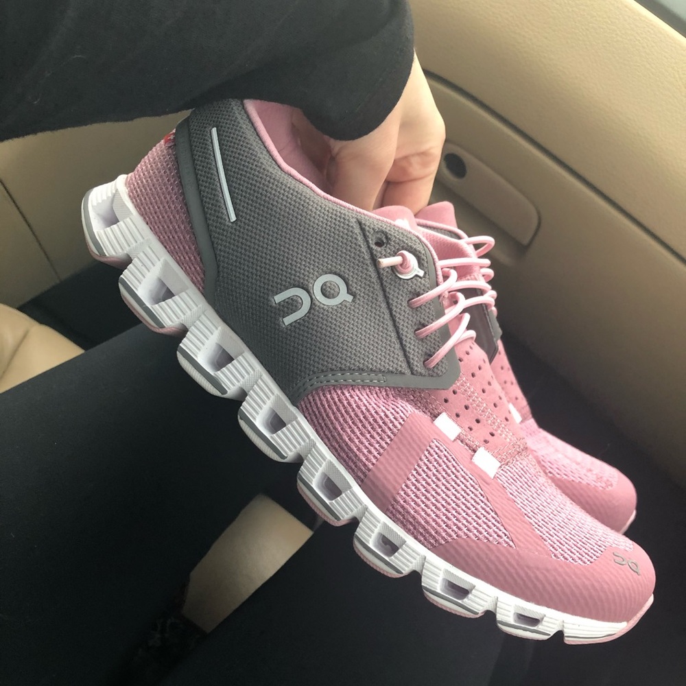 Pink on cloud swiss engineering shoes NEVER WORN